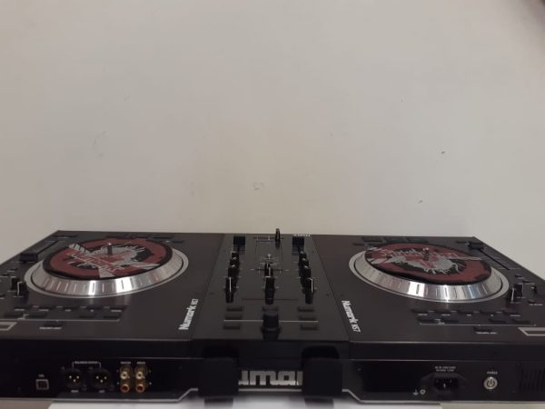 CONTROLADOR DJ NUMARK NS7