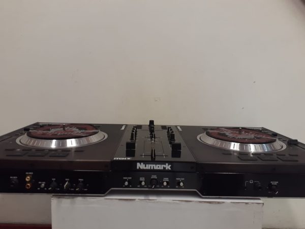 CONTROLADOR DJ NUMARK NS7