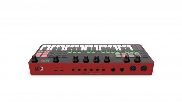SINTETIZADOR ANALÓGICO IK MULTIMEDIA UNO SYNTH PRO DESKTOP